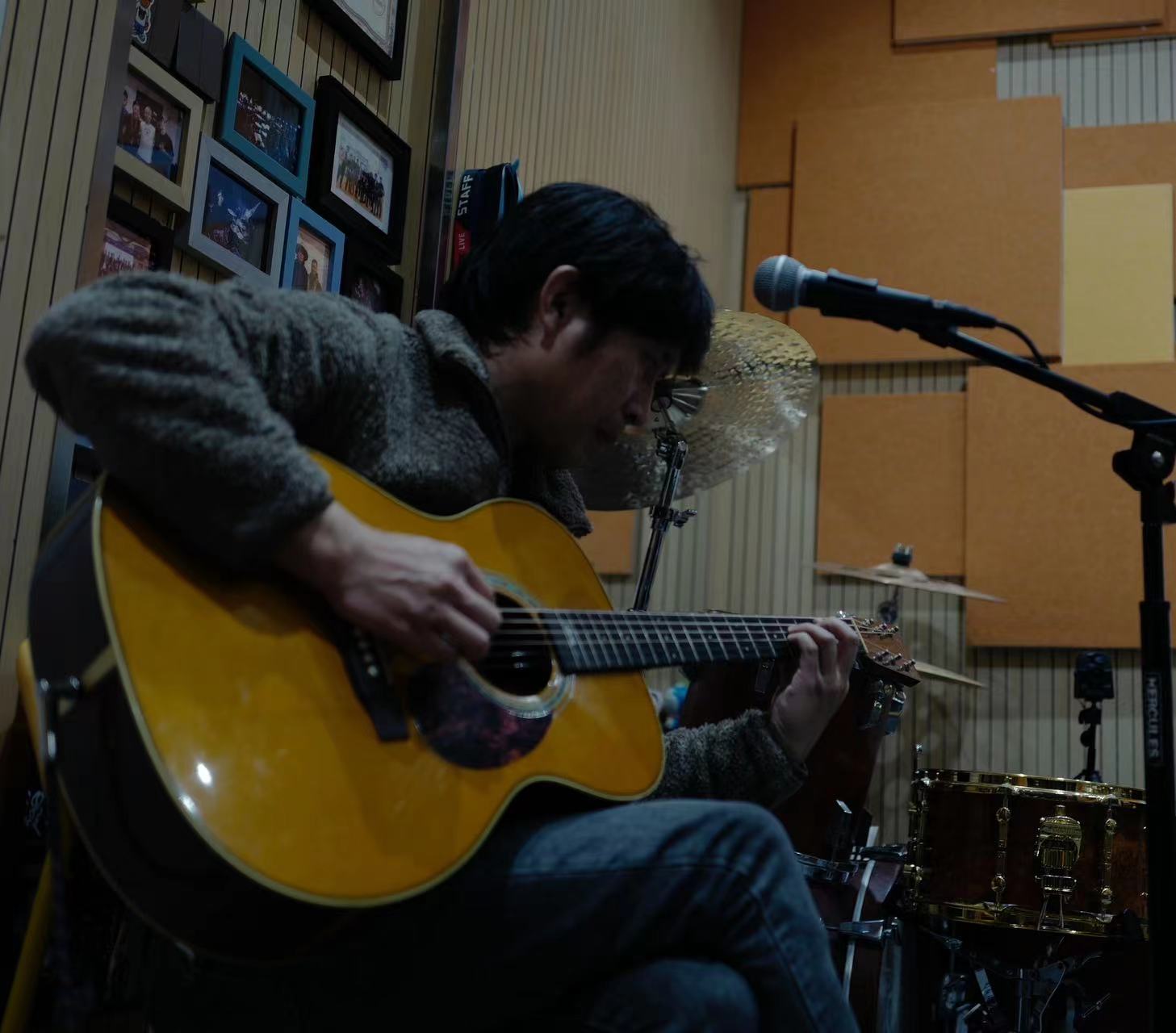 1671937298867155.jpg 01ea7a43e13da4c116fab5c83178e9f.jpg