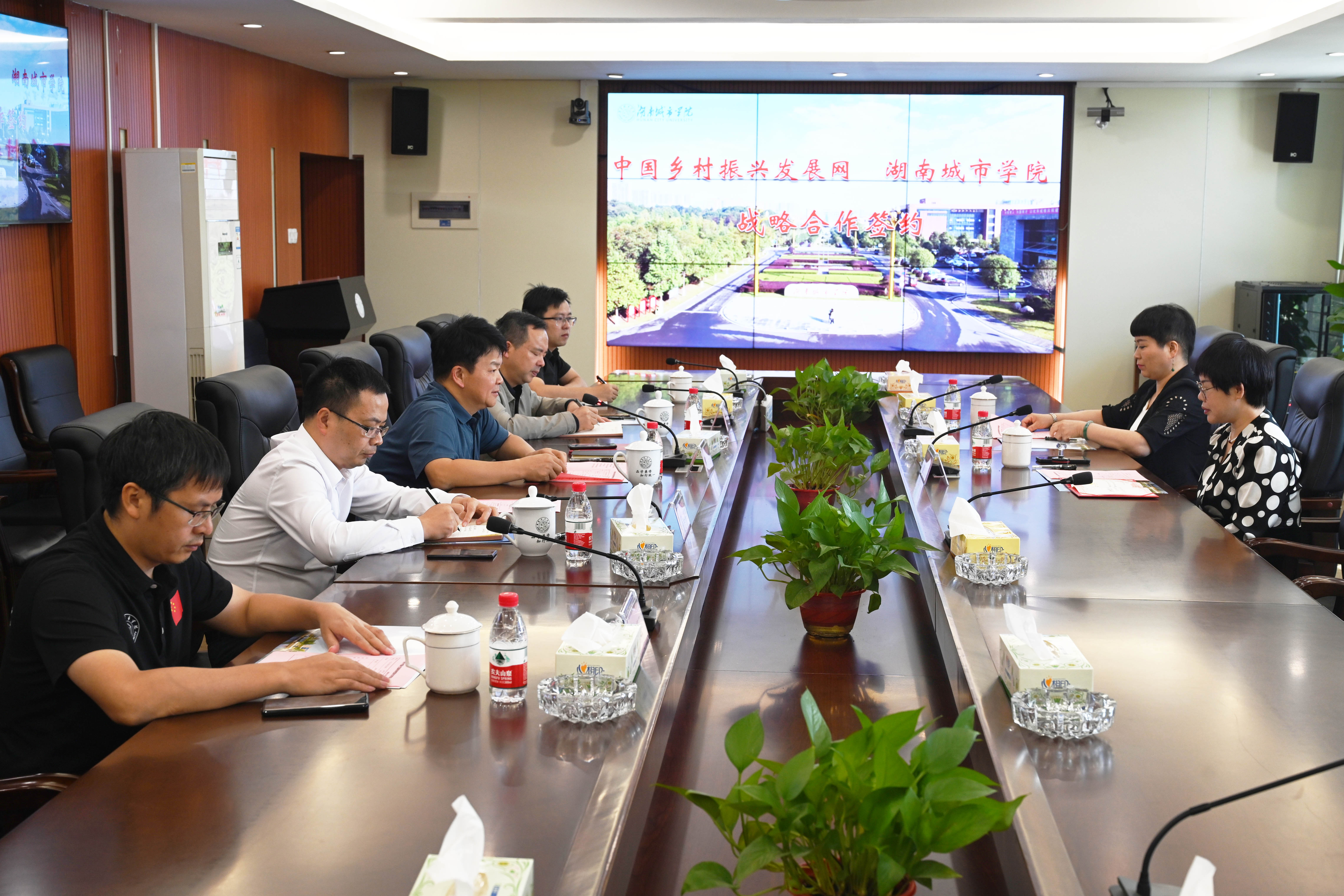 1709613205434666.jpg 6508bdbf4735f6253df6c1a9da94968.jpg